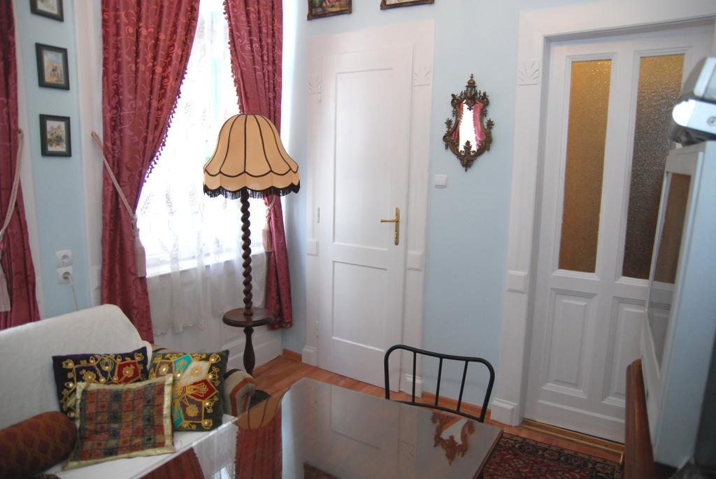 Central - Fovam Apartamento Budapeste