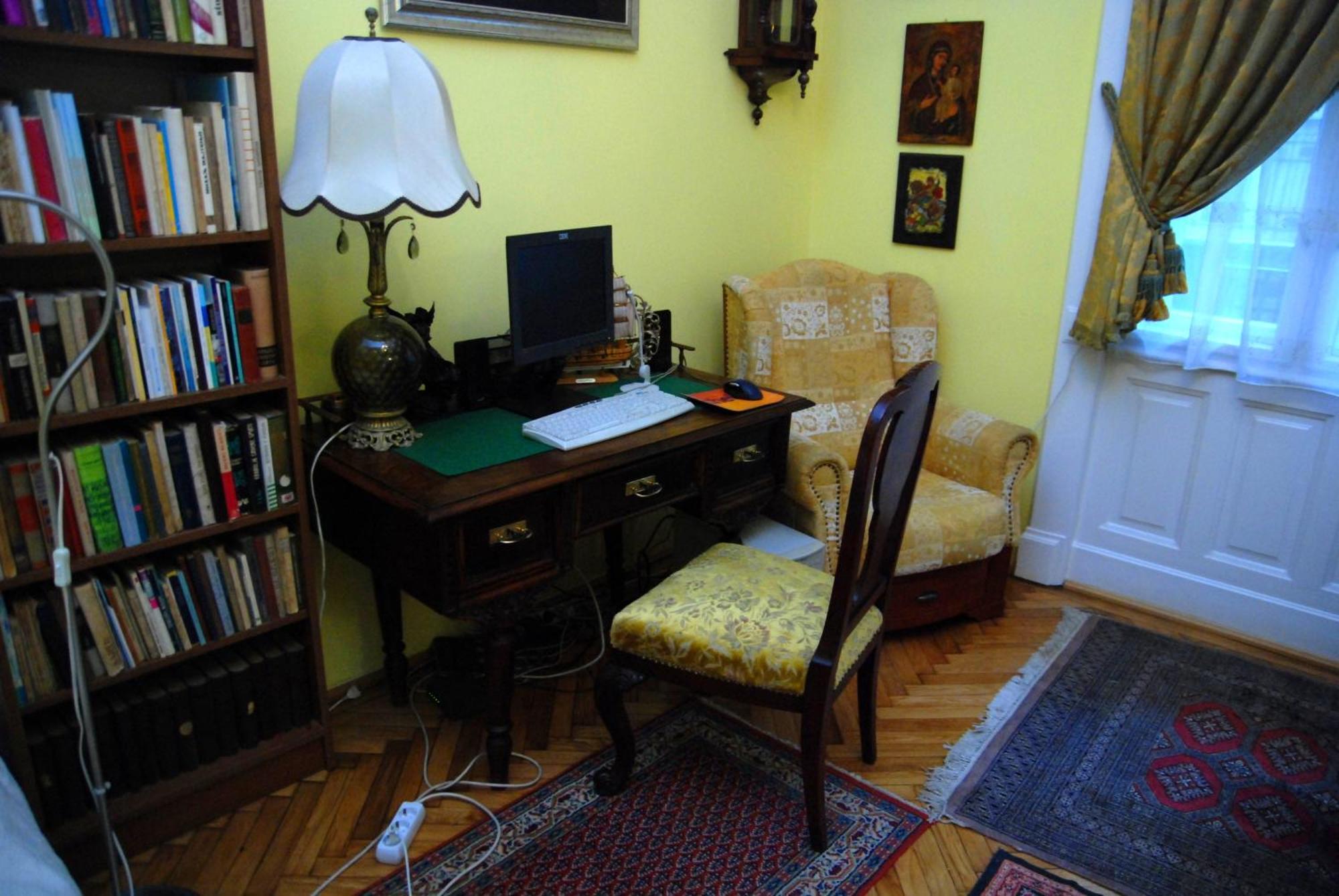 Central - Fovam Apartment *